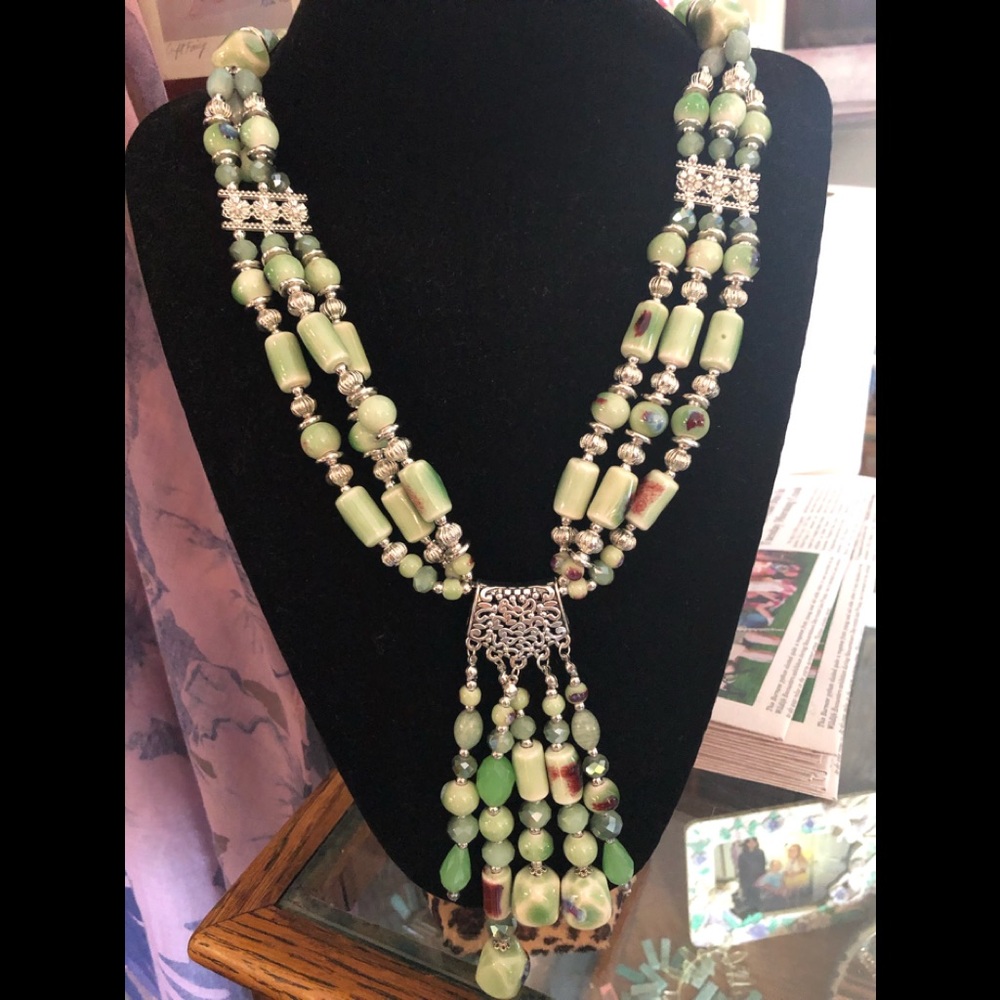 Glass ceramic beaded necklace